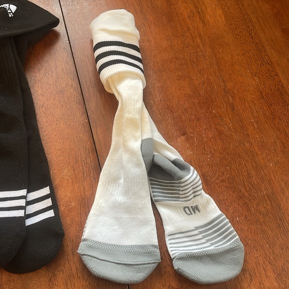 8 pair knee high socks, 4 regular, most new! 2 pair hardly worn! Nike,adidas - Picture 4 of 13